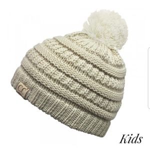 CC Beanie One PomPom Beige Kids